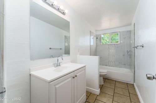 8409 Mary Dr, Tucson AZ  85730-2038 exterior