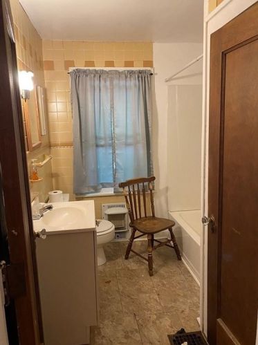 694 Chestnut St, Meadville PA  16335-2304 exterior