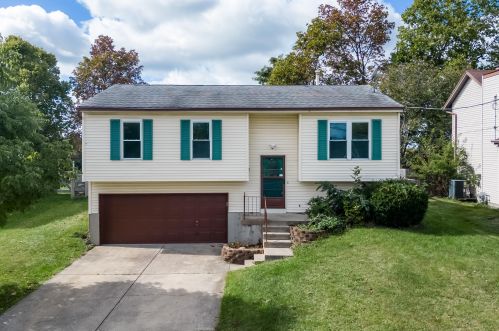 42 Meadow Wood Dr, Florence KY  41042-9323 exterior