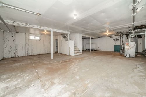 135 Allen St, Hempstead NY  11550-7319 exterior