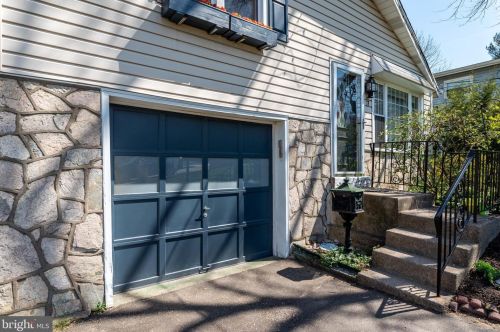 13 Fern Ave, Willow Grove, PA 19090-2704