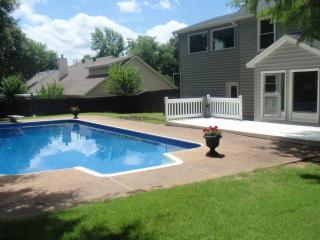 404 Powell Rd, Piperton, TN 38017-3537