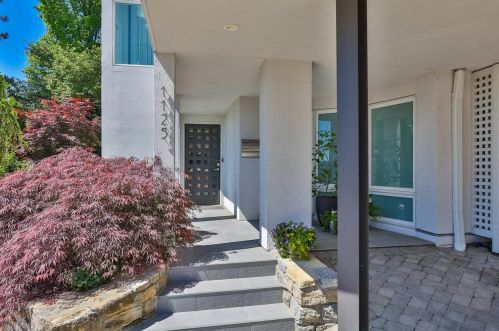 1125 Fort View Pl, Cincinnati, OH 45202-1713