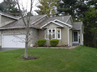 539 Highwood Cir, Albany, NY 12203-5035
