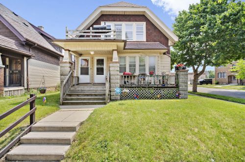 1933 Vienna Ave, Milwaukee WI 53206-2471 exterior