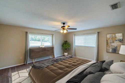 1211 Heidi Ln, Lakeland, FL 33813-2319