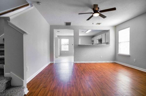 11334 Log Cabin Ln, Tomball, TX 77375-8408