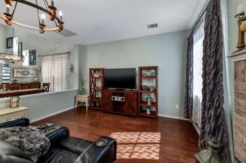 4513 Sandera Ln, Lewisville TX  75028-2038 exterior