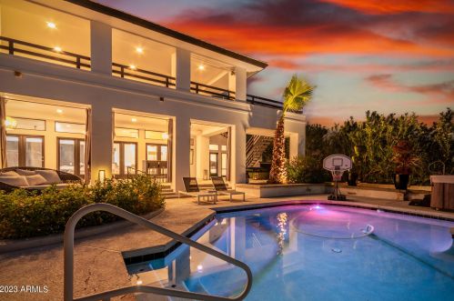 15254 12th St, Phoenix AZ  85022-3805 exterior