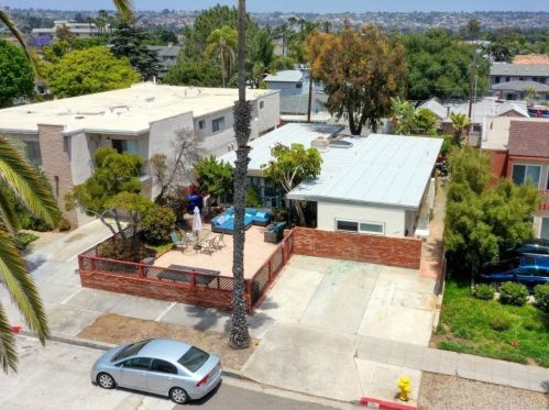 4083 Kendall St, San Diego CA 92109-6505 exterior