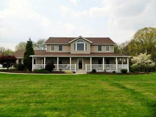 242 Whitestown Rd, Harmony, PA 16037-8110