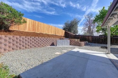 6351 Eldon Ave, Loomis CA  95650-8803 exterior