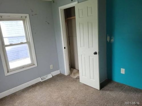 422 Warren Ave, Washington Ch OH  43160-2442 exterior