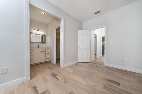 110 Marina Ave, Key Largo FL  33037-4311 exterior