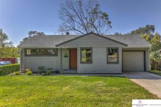 1014 75th St, Omaha, NE 68114-3130