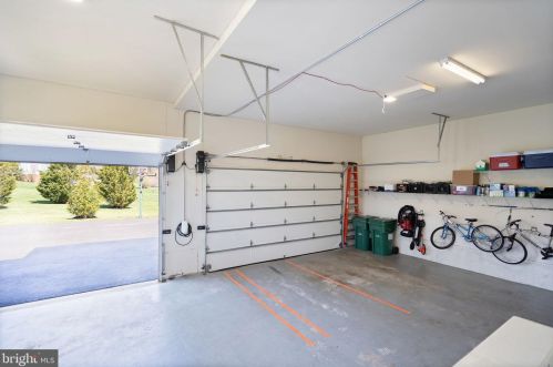 15840 Parnell Ct, Haymarket VA  20169-1667 exterior