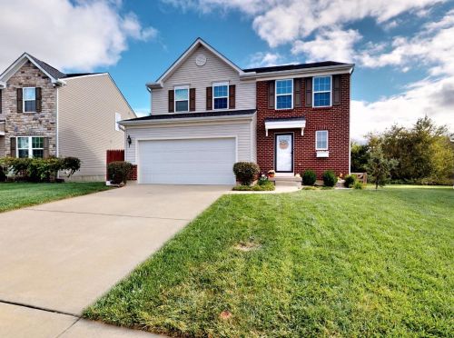 1632 Tunis Dr, New Haven, OH 45030-2834