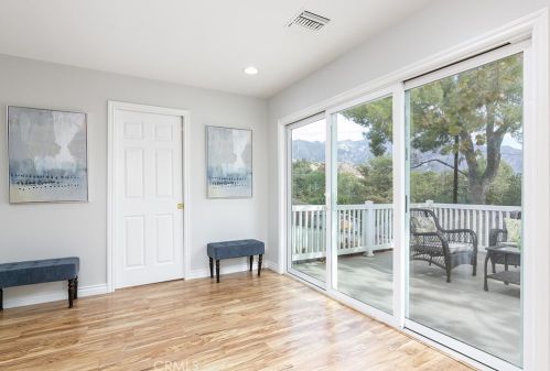 4622 Daleridge Rd, La Canada CA  91011-3721 exterior