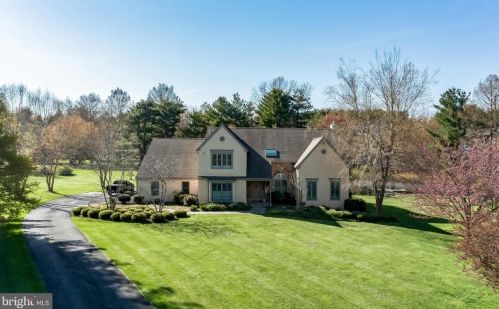 3 Clayton Ct, Chadds Ford, PA 19317-8214
