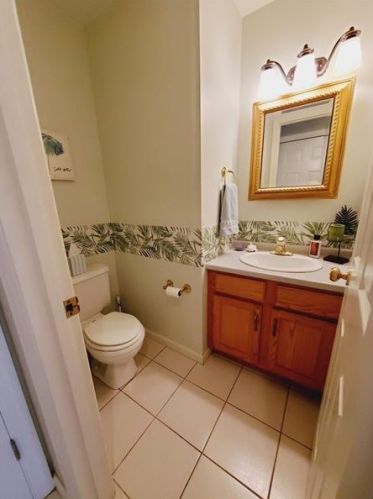 301 Shenandoah Dr, Latrobe PA  15650-2596 exterior