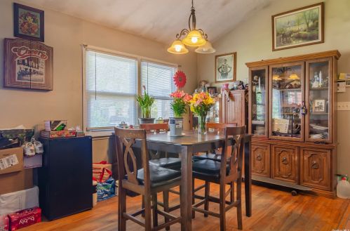 3 Jay Rd, South Setauket NY  11720-2727 exterior