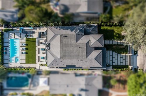 5101 Haskell Ave, Van Nuys, CA 91436-1505