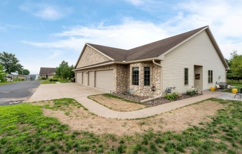 110 Stariha Ct, Shell Lake, WI 54871