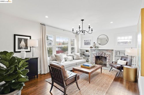 3059 Delaware St, Oakland CA  94602-3219 exterior