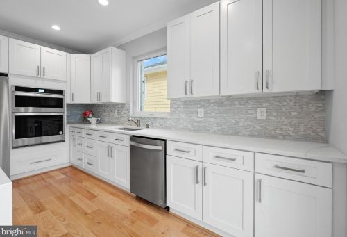 1437 Lawrence St, Washington DC 20017-2911 exterior