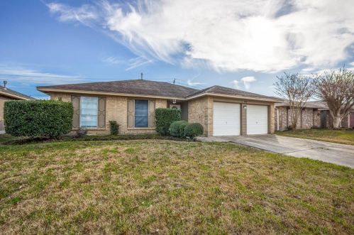 1405 Canyon Springs Dr, Morgans Point TX  77571-2753 exterior