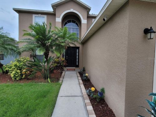1714 Alhambra Crest Dr, Ruskin, FL 33570-7918