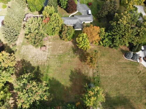 96 Division Rd, Valpo IN  46383-8014 exterior