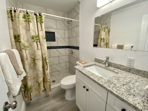 9681 Park Lake Dr, Pinellas Park FL  33782-3561 exterior