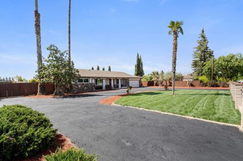 1050 Church Ave, Gilroy, CA 95020-9017