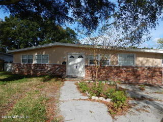 7029 Hielo Dr, Jacksonville, FL 32211-4064