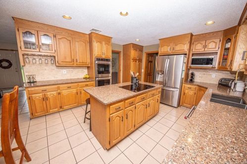 465 Springfield Rd, Somers, CT 06071-1679
