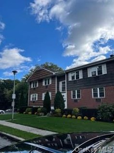 77 Lorraine Ter, Mount Vernon, NY 10553-1236