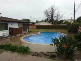 13556 Willamette Dr, Westminster, CA 92683-2558