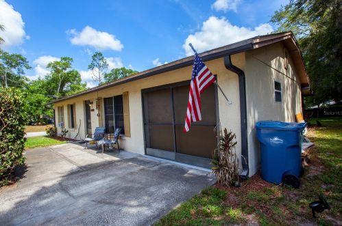 141 Holly Dr, Orange City, FL 32763-7510