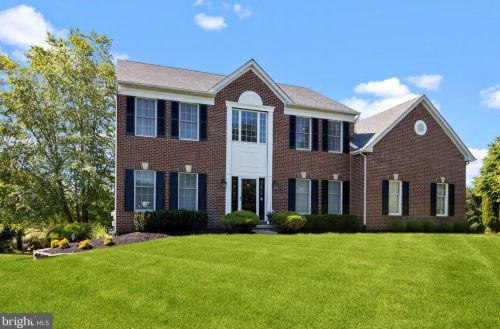 19 Furlong Ct, Southampton, PA 18966-2594