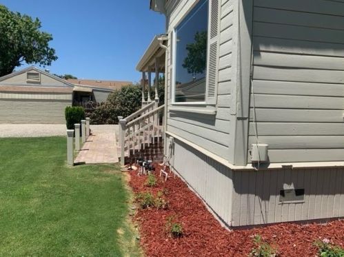 443 Hills Ferry Rd, Newman CA  95360-9701 exterior