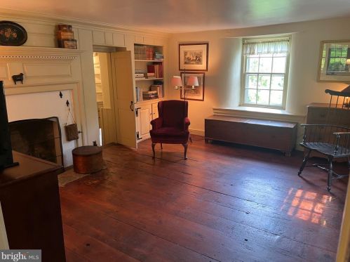 245 Smithbridge Rd, Glen Mills PA  19342-1451 exterior