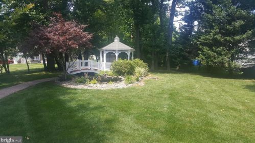 227 Pennford Pl, Boothwyn PA  19060-4407 exterior