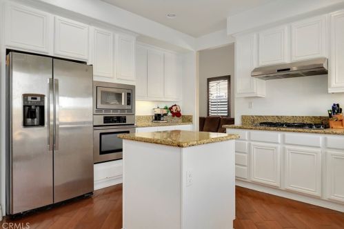 33237 Chert Ln, Wildomar CA  92595-6927 exterior