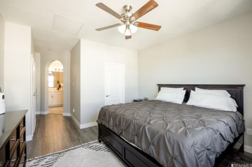 4308 Clarinbridge Cir, Pleasanton CA  94568-7208 exterior