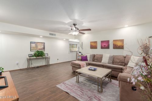 4523 Columbine Dr, Glendale, AZ 85304-2325