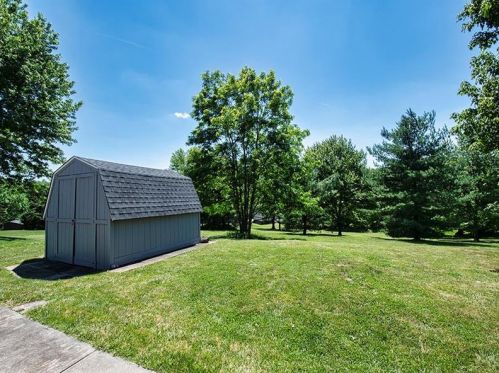 630 Walden Way, Imperial PA  15126-9684 exterior