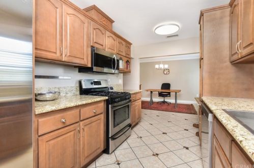 6003 Eckleson St, Lakewood CA  90713-1910 exterior