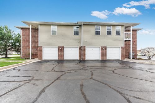 6672 102nd St, Kenosha WI  53158-3384 exterior