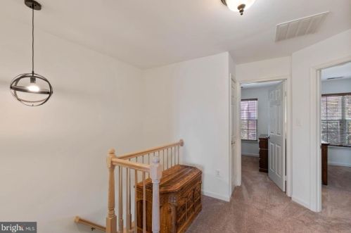 9240 Lorton Valley Rd, Lorton VA  22079-2912 exterior